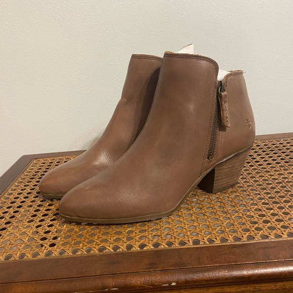 Frye brown leather booties - Picture 5 of 5